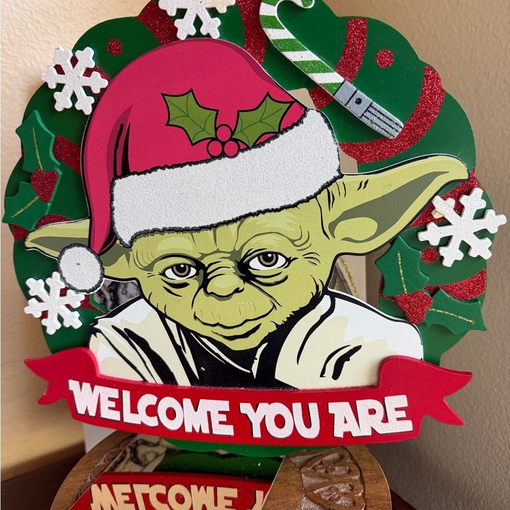 Star Wars Holiday Yoda Wreath Decor